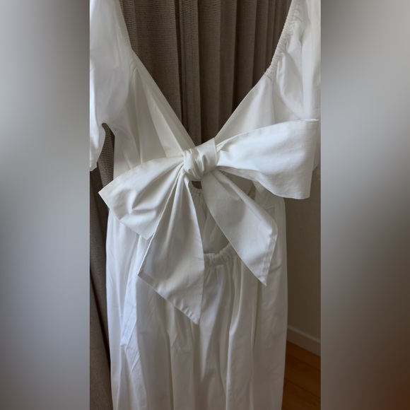 White Petite Dress - Picture 3 of 6